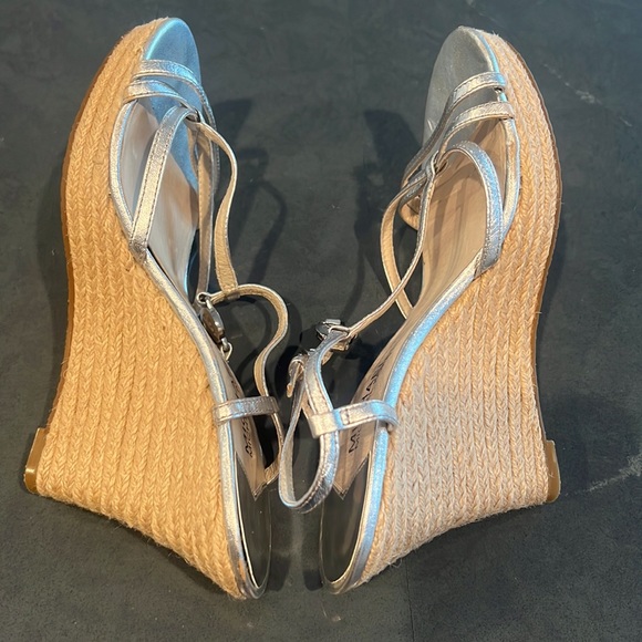 GUC! Michael Michael Kors Kami T Strap Wedges - Picture 5 of 10